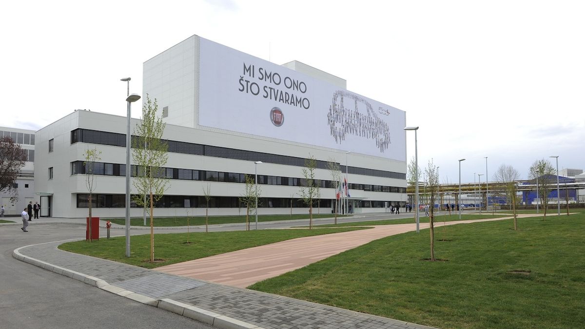 Srbská továrna Stellantisu bude vyrábět elektromobily